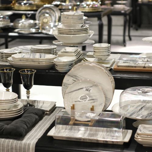 Porcelain Table Wares