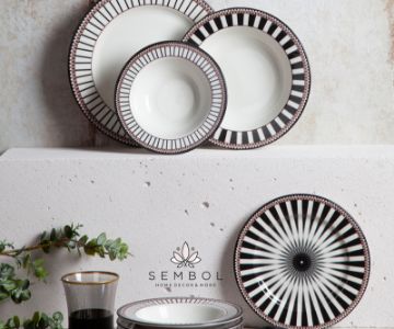 Porcelain Dinner sets