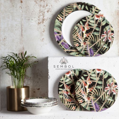 Porcelain Dinner sets