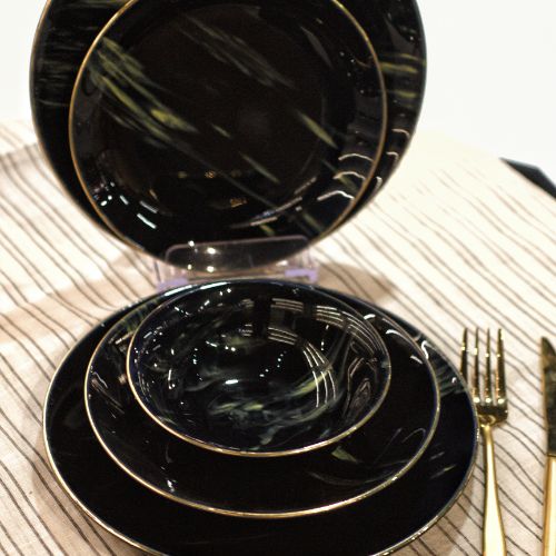 Porcelain Dinner sets