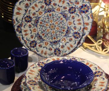 Porcelain Dinner sets