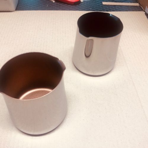 Stainless steel pot