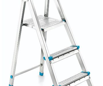 STEP LADDERS 