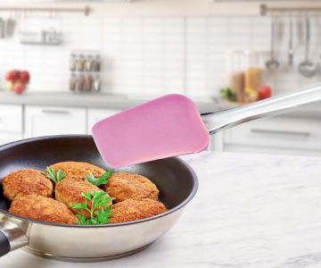 SILICONE SPATULA WITH PLASTIC HANDLE