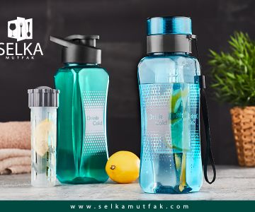 PLASTIC BOTTLES 