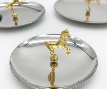 Narin - Mini Plates with Horse Figure