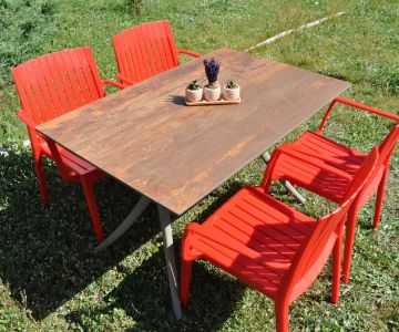 California Compact 70*120 Red Table Set With Sleeves