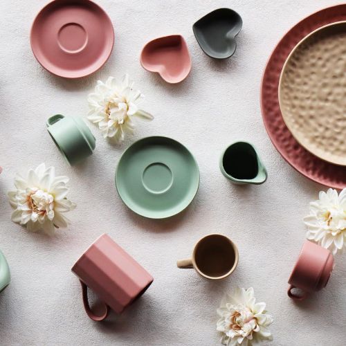 PORCELAIN TABLEWARE
